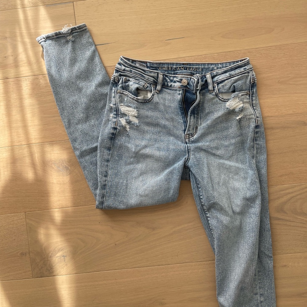 American Eagle Mom Jeans